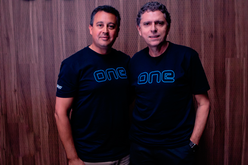 Laercio Cosentino, Presidente da TOTVS, juntamente com Gonzalo Almada, CEO da RetailApp™.